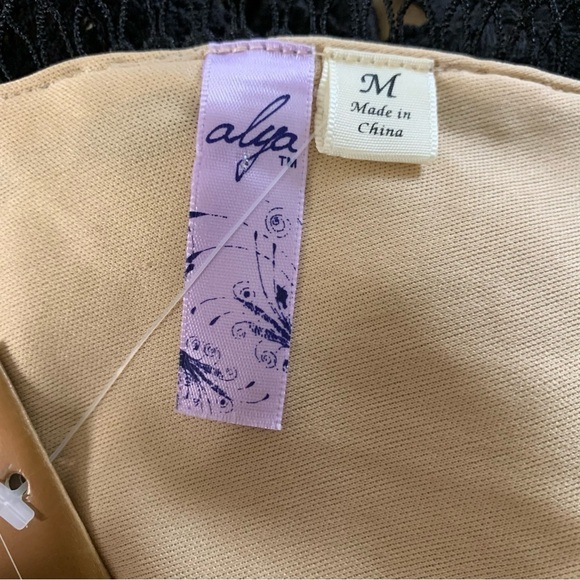 Alya NWT Black Crochet With Nude Underlay V-neck. V-Back Midi Formal Semi Formal - Picture 8 of 11